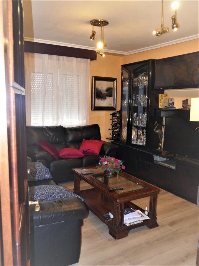Habitaciones En Aviles Luaran gambar